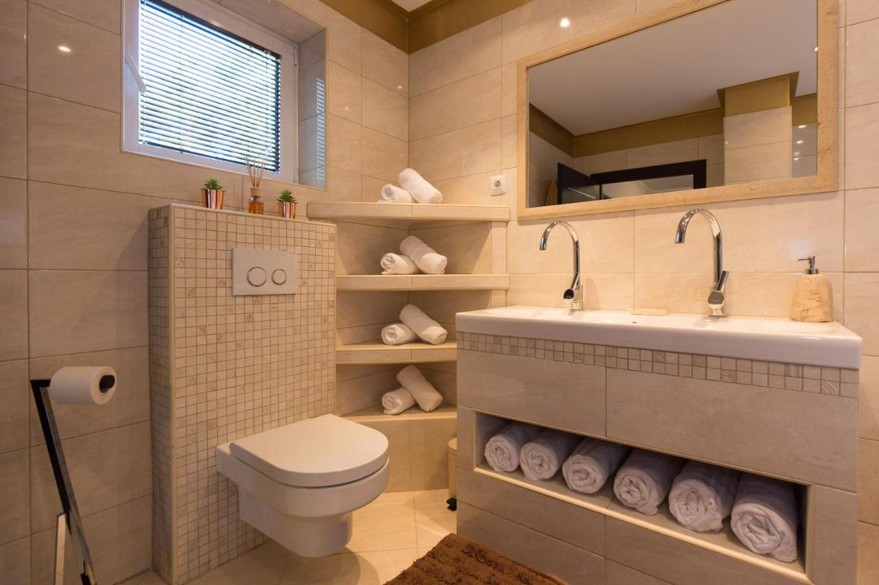 Deluxe Sea View Apartment Mate Balote リエカ エクステリア 写真